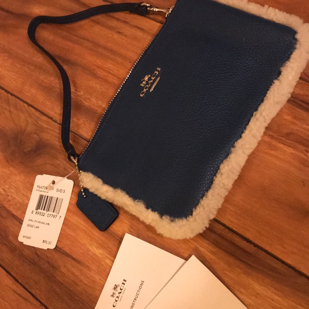 Wristlet
